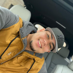 Meet your Posher, Claudio